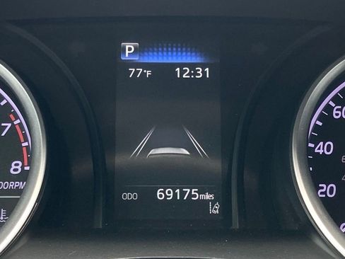 Used 2023 Toyota Camry LE FWD image 16