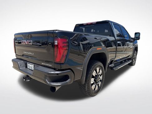 Used 2024 GMC Sierra 2500 Denali w/ Denali Reserve Package AWD/4WD image 9