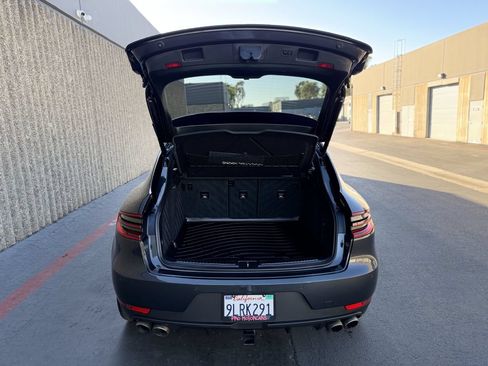 Used 2018 Porsche Macan S AWD/4WD image 18