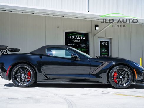 Used 2019 Chevrolet Corvette ZR1 image 12