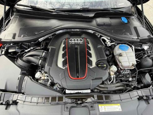 Used 2018 Audi S6 Premium Plus w/ S Sport Package image 34