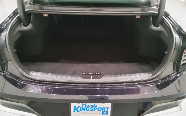 Used 2024 Hyundai Sonata SEL w/ Convenience Package FWD image 17
