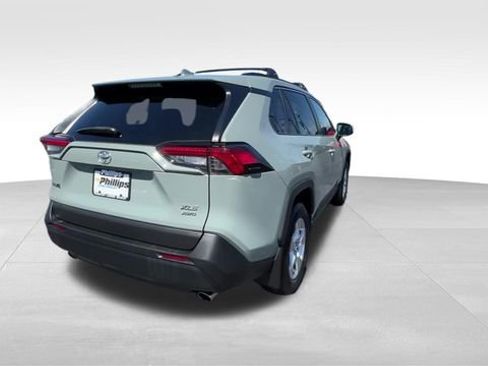 Used 2021 Toyota RAV4 XLE w/ Convenience Package image 15