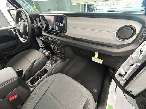 New 2026 Jeep Wrangler Sport AWD/4WD image 28