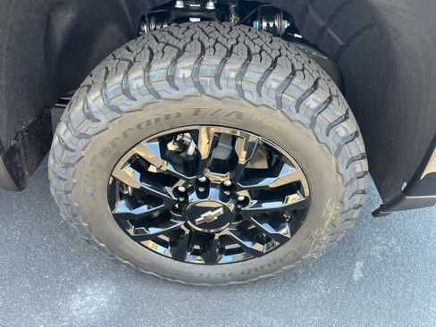 New 2026 Chevrolet Silverado 2500 LTZ w/ Trail Boss Package AWD/4WD image 4