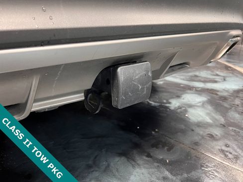 Used 2023 Lincoln Nautilus Reserve w/ Equipment Group 202A image 14