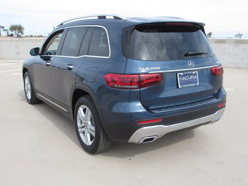 Used 2023 Mercedes-Benz GLB 250 4MATIC image 6