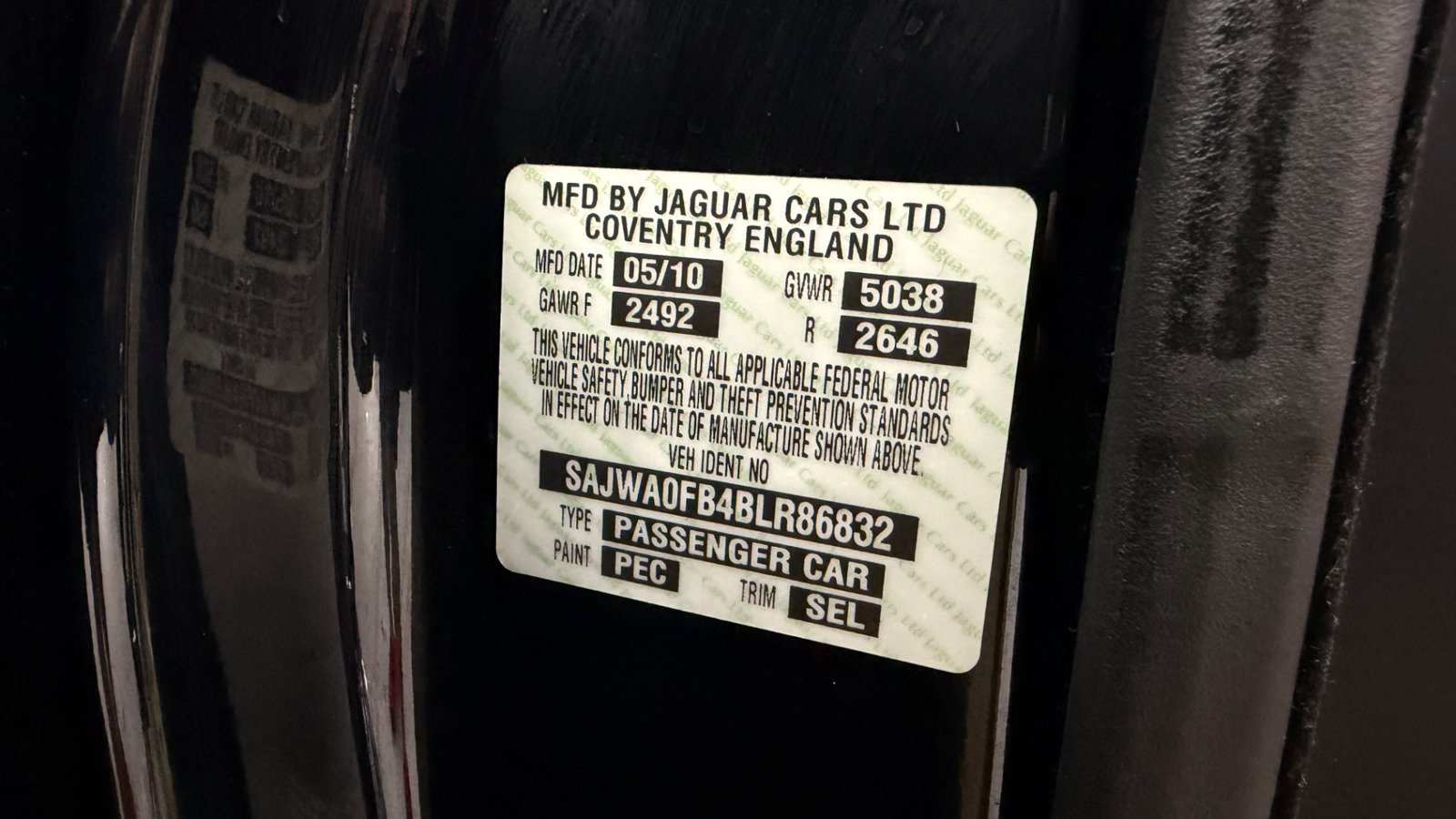 Used 2011 Jaguar XF RWD image 46