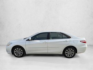 Used 2017 Toyota Camry XLE FWD video 2