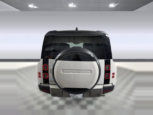Used 2026 Land Rover Defender 130 S AWD/4WD image 9