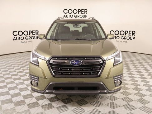 Used 2022 Subaru Forester Limited w/ Popular Package #2 image 11