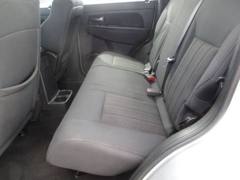 Used 2012 Jeep Liberty Sport AWD/4WD image 29