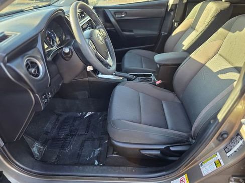 Used 2019 Toyota Corolla LE image 13