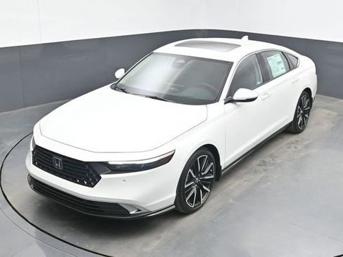 New 2026 Honda Accord Touring image 15