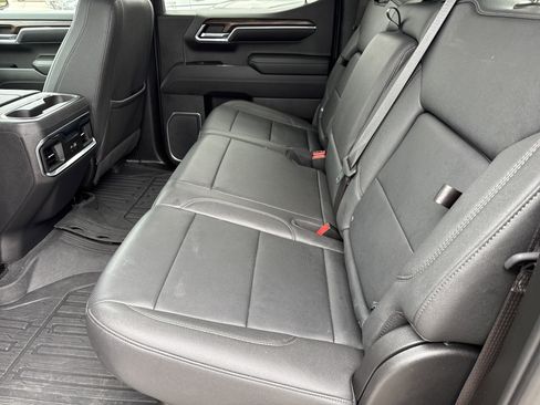 Used 2023 GMC Sierra 1500 SLT w/ SLT Premium Package image 11