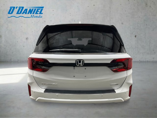 New 2027 Honda Odyssey Touring image 4