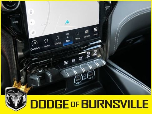 Used 2024 RAM 3500 Limited AWD/4WD image 23