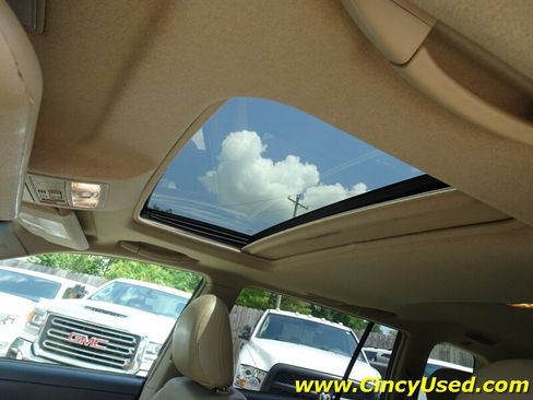 Used 2010 Toyota Highlander Limited AWD/4WD image 26