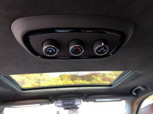 Used 2021 Dodge Durango Citadel image 28