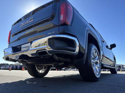 Used 2021 GMC Sierra 1500 SLT w/ SLT Premium Plus Package image 10
