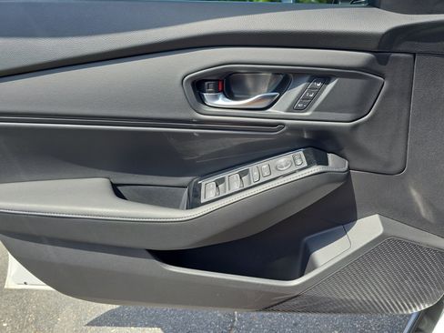 Used 2024 Honda Accord Touring image 27