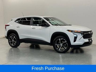 Used 2025 Chevrolet Trax RS w/ Sunroof Package