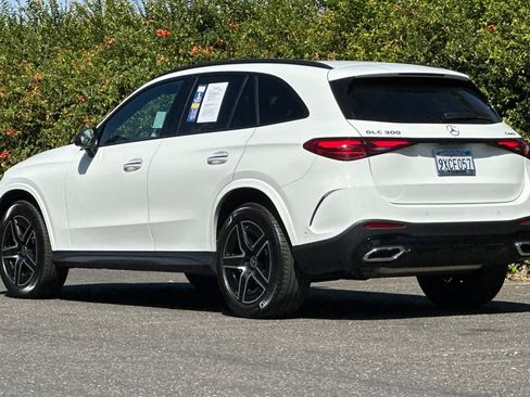 Certified 2026 Mercedes-Benz GLC 300 4MATIC image 5
