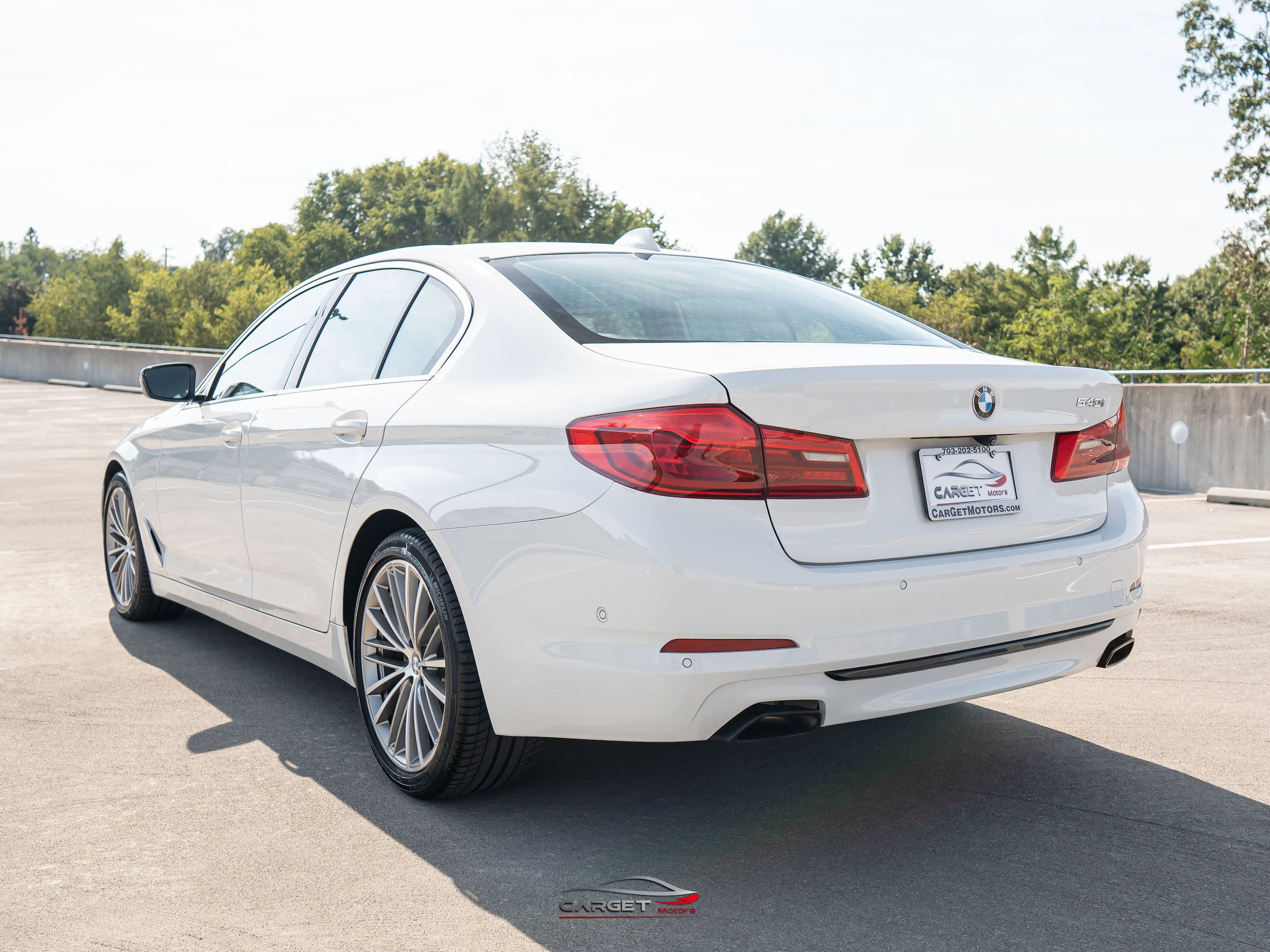 Used 2020 BMW 540i w/ Premium Package RWD image 5