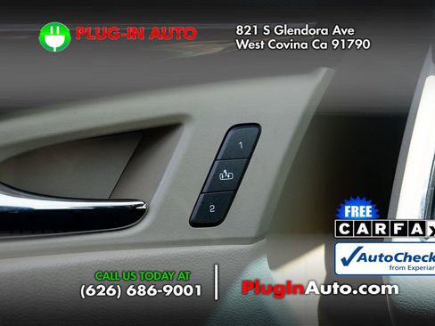 Used 2008 Cadillac CTS 3.6 w/ Luxury Level Two Package RWD image 21