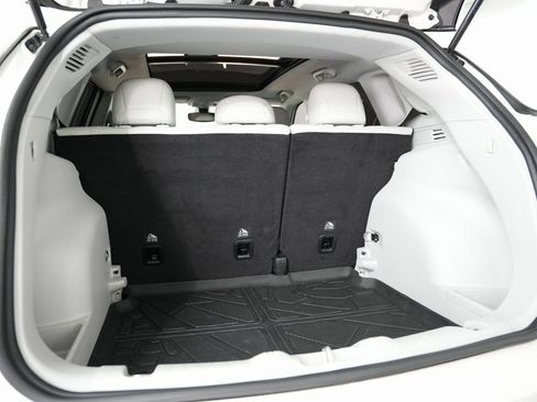 Used 2018 Jeep Compass Latitude image 28