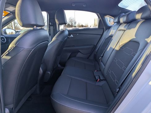 Used 2024 Kia Forte GT-Line image 23