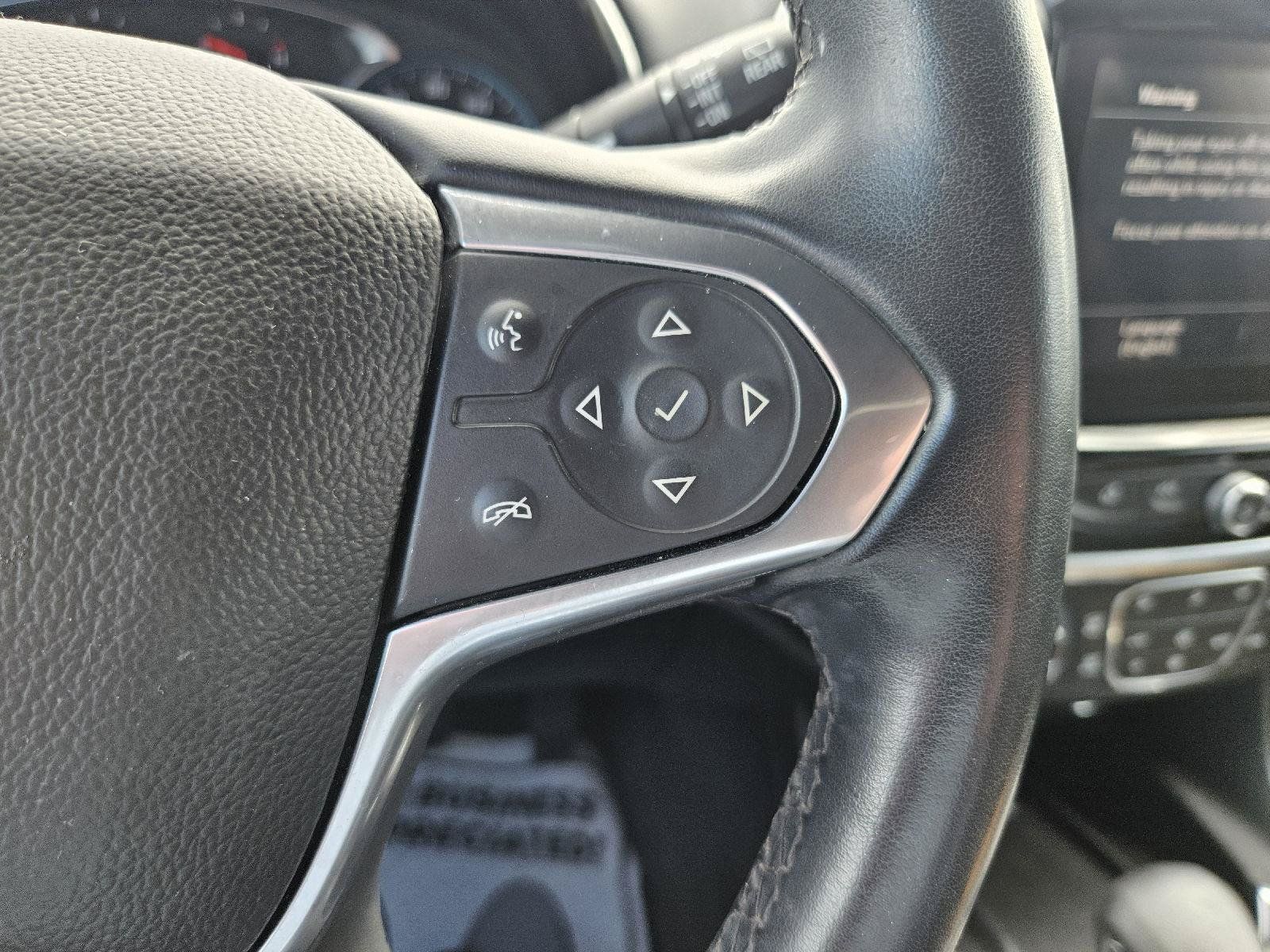 Used 2023 Chevrolet Traverse LT FWD image 18
