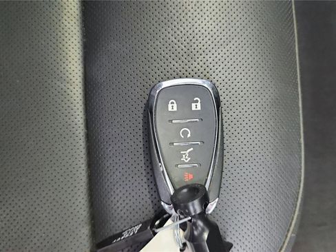 Used 2024 Chevrolet Traverse Premier w/ Redline Edition AWD/4WD image 26