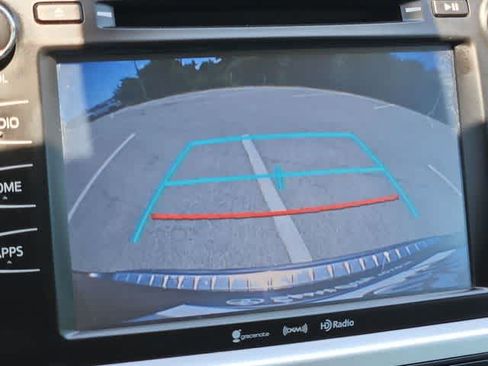 Used 2018 Toyota Highlander XLE FWD image 23