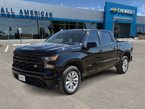 Used 2025 Chevrolet Silverado 1500 Custom AWD/4WD image 1