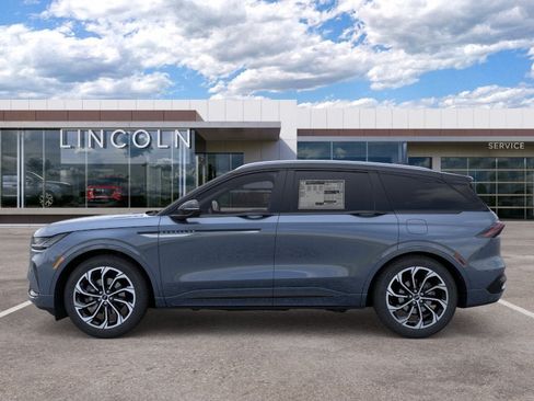 New 2026 Lincoln Nautilus Reserve AWD/4WD image 4