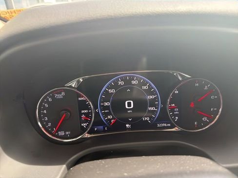 Used 2021 GMC Acadia Denali w/ Denali Technology Package AWD/4WD image 15