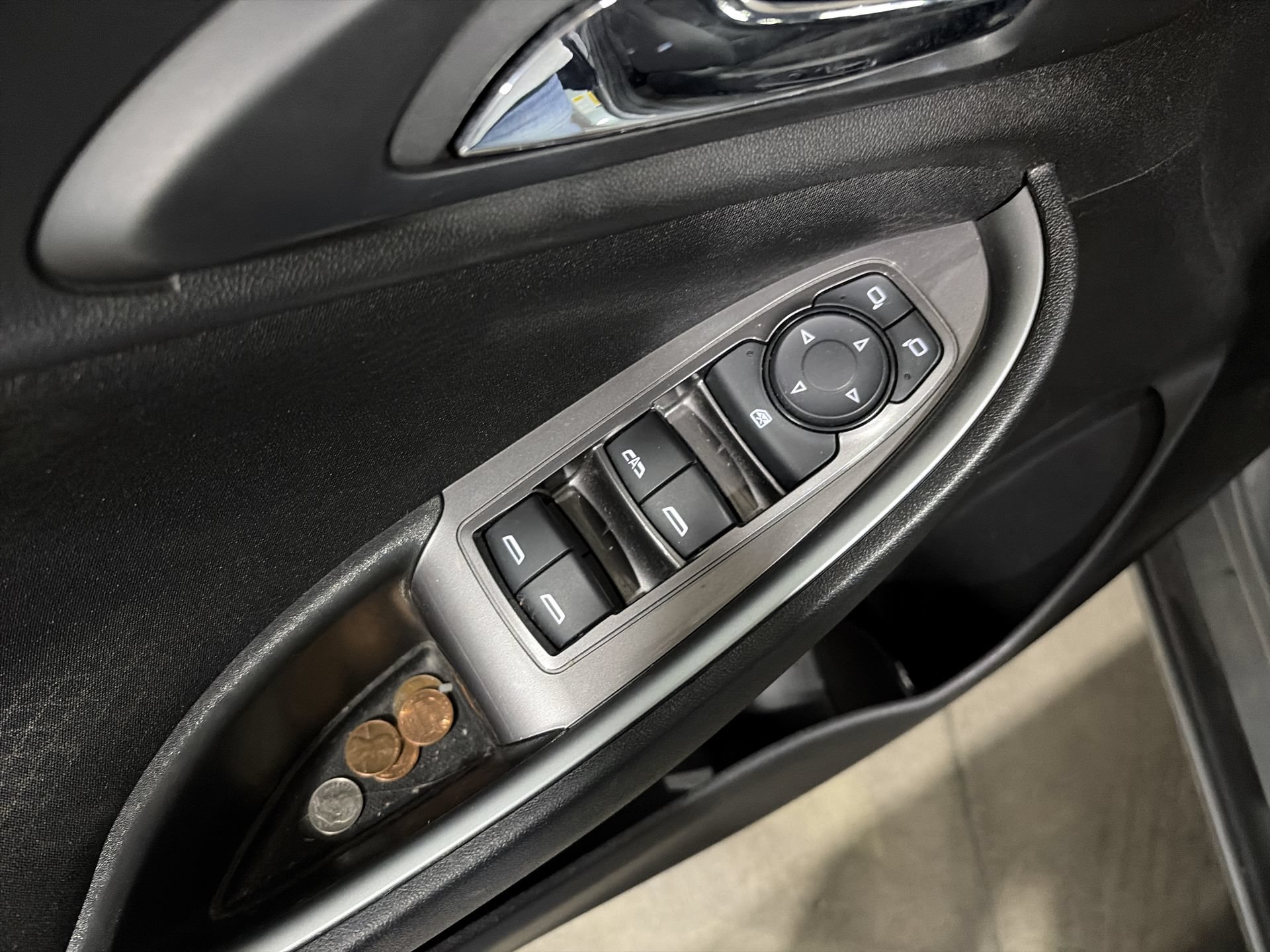 Used 2024 Chevrolet Malibu LT FWD image 25