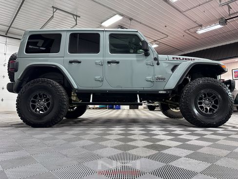 Used 2023 Jeep Wrangler Unlimited Rubicon w/ Xtreme 35 Tire Package image 17