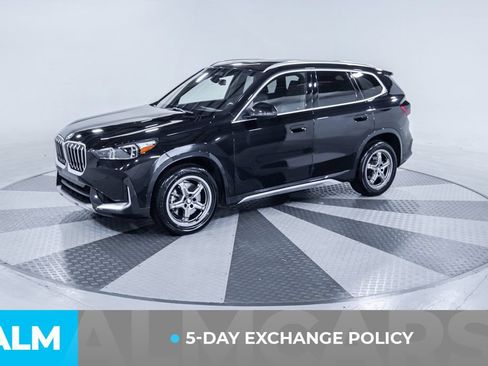 Used 2025 BMW X1 xDrive28i AWD/4WD image 3
