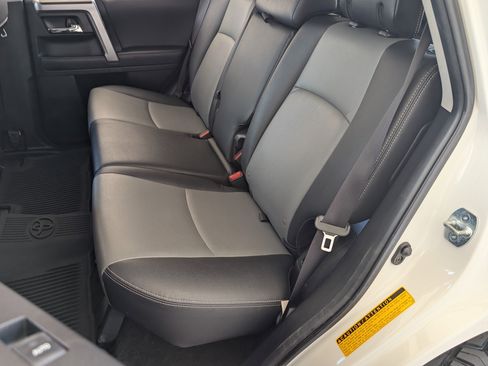 Used 2020 Toyota 4Runner SR5 Premium w/ Moonroof Package image 18