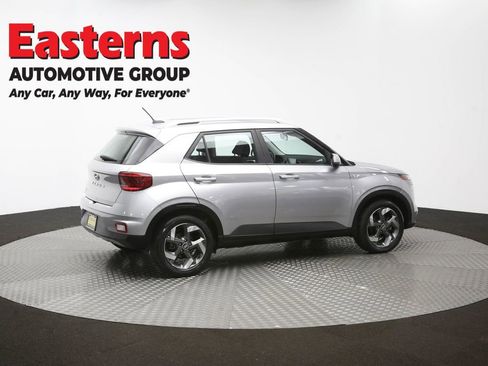 Used 2023 Hyundai Venue SEL image 44