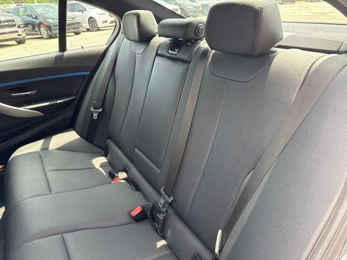 Used 2018 BMW 330i xDrive Sedan AWD/4WD image 37