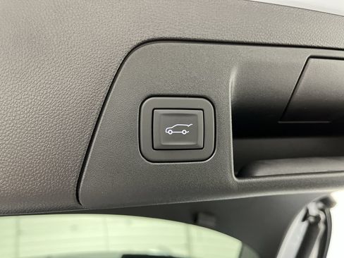 Used 2026 Buick Envision Sport Touring AWD/4WD image 33
