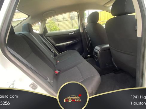 Used 2019 Nissan Sentra S FWD image 14