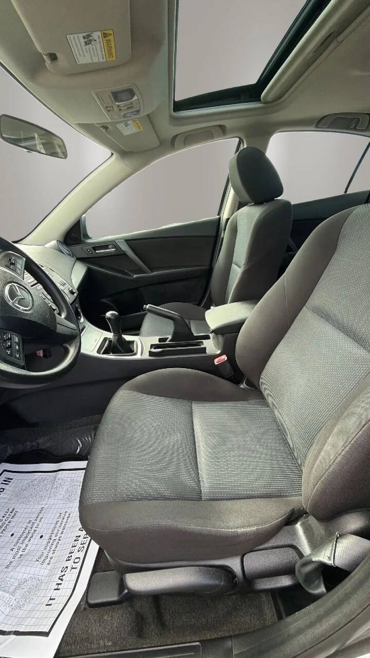 Used 2010 MAZDA MAZDA3 i Touring FWD image 9
