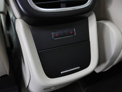 Used 2016 Lincoln MKX Reserve w/ Technology Package AWD/4WD image 39