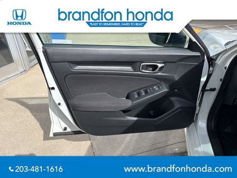 Used 2023 Honda Civic Sport image 11