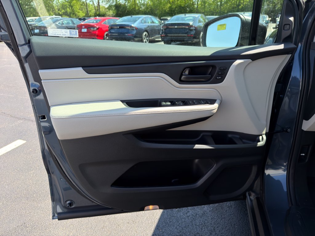 New 2027 Honda Odyssey EX-L image 18