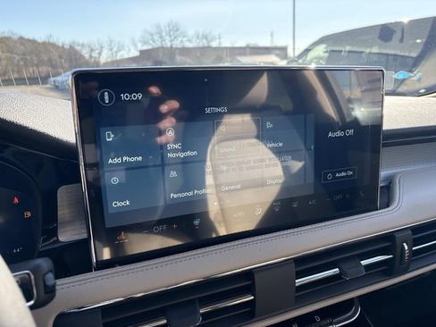 New 2026 Lincoln Corsair Premiere image 27